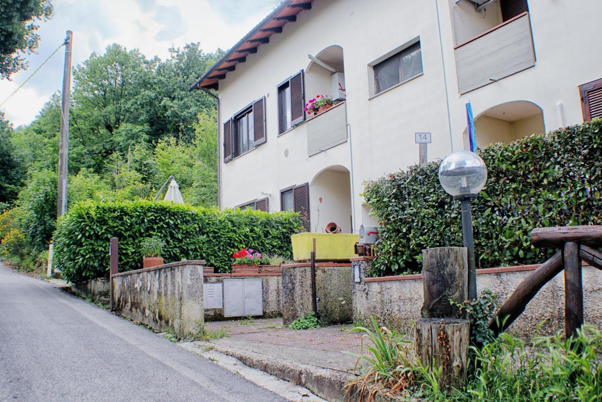 Casa Dell'Astrofilo Apartment Londa Bagian luar foto